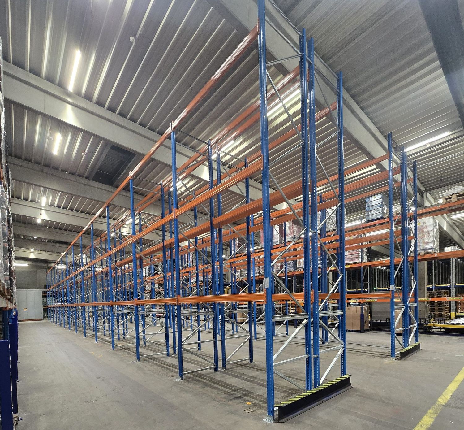 Pallet racking system